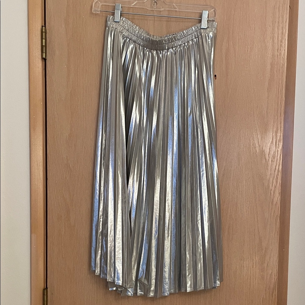 Metallic Silver Pleated Midi Skirt